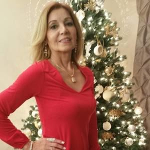 Meet your Posher, Idalia